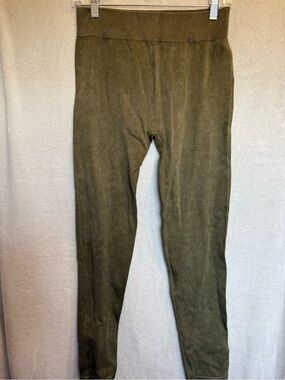 LA Image Olive Green Ribbed Very Thick Knit Leggings